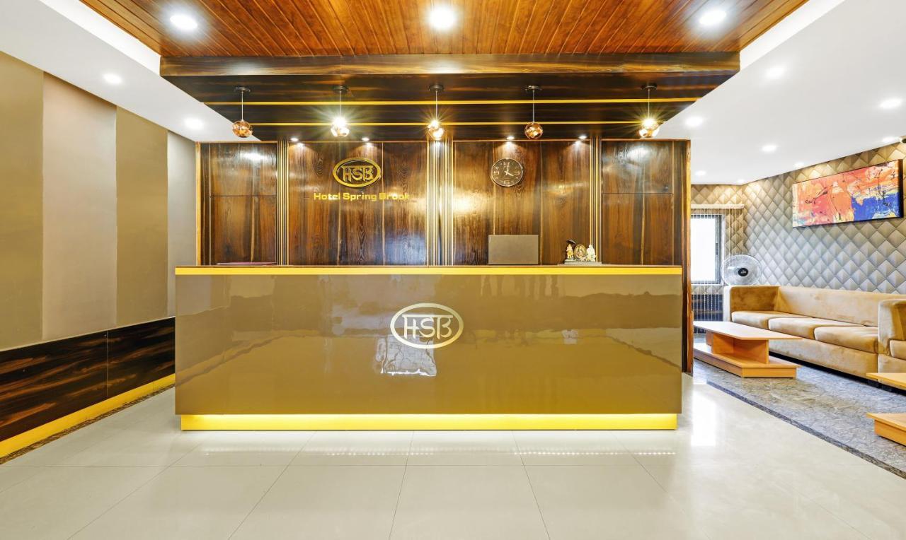 Treebo Spring Brook Hotel Гувахати Екстериор снимка