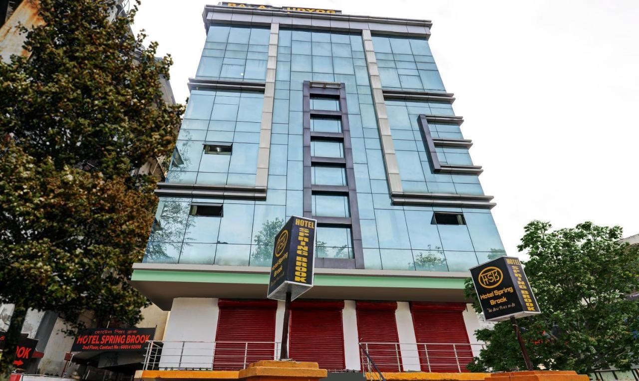Treebo Spring Brook Hotel Гувахати Екстериор снимка